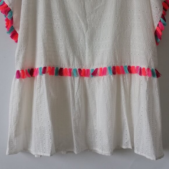 NWT Andree By Unit Womens White Short Sleeve Eyelet Tassel Blouse Top Size 2X - Picture 3 of 6